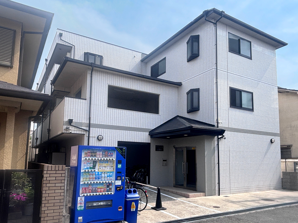 グランミサ公園前