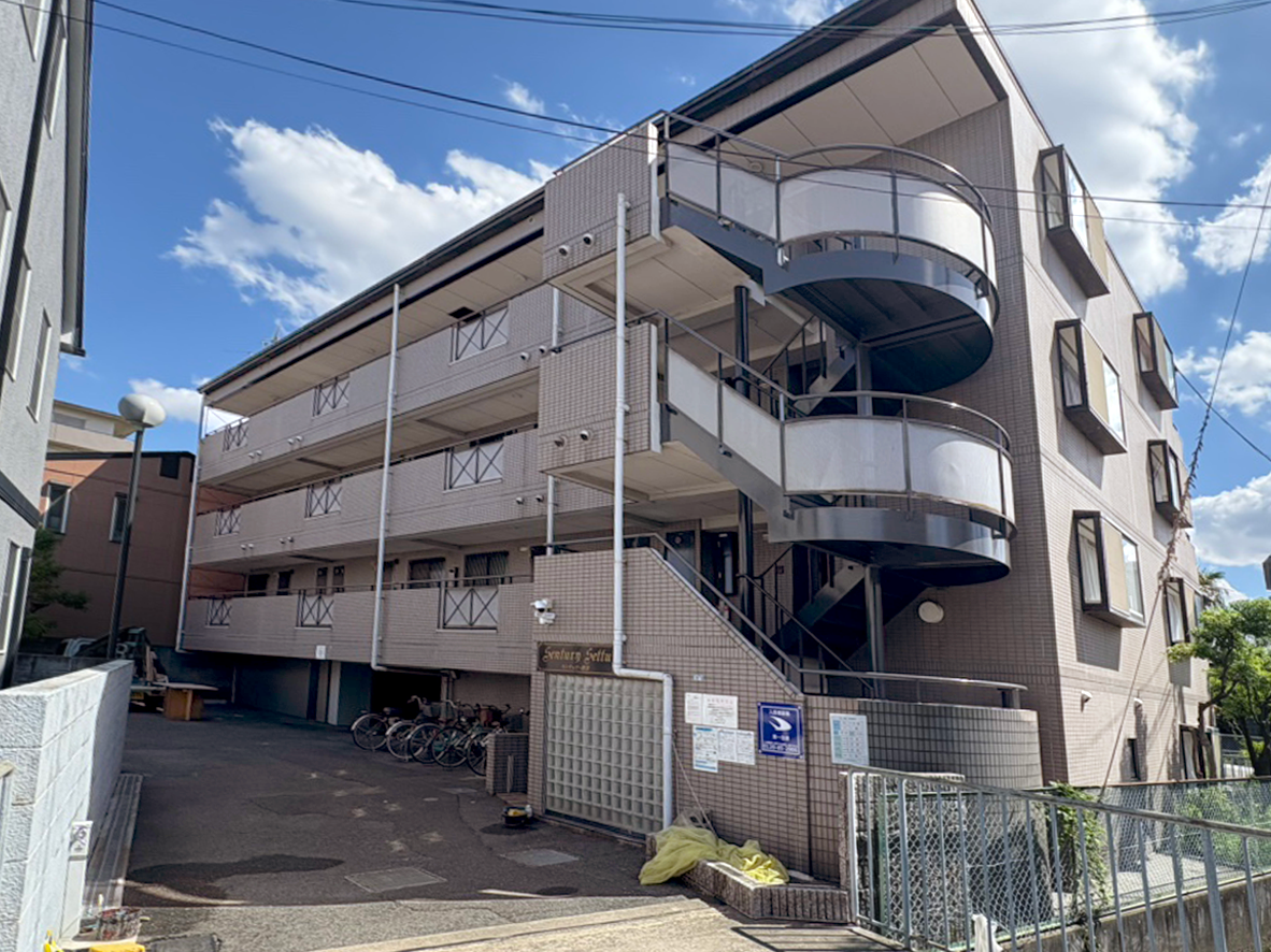 センチュリー摂津